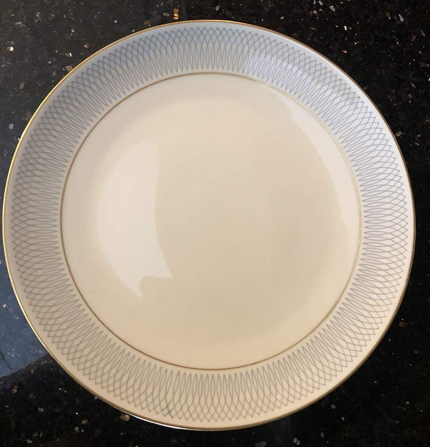 01326 Salad Plate by Furstenberg-1