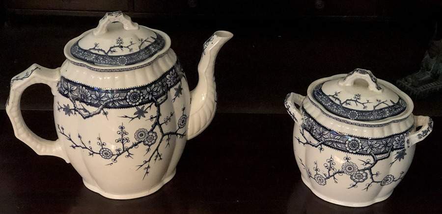 Chantilly-Blue Sugar Bowl & Lid by Furnivals-1