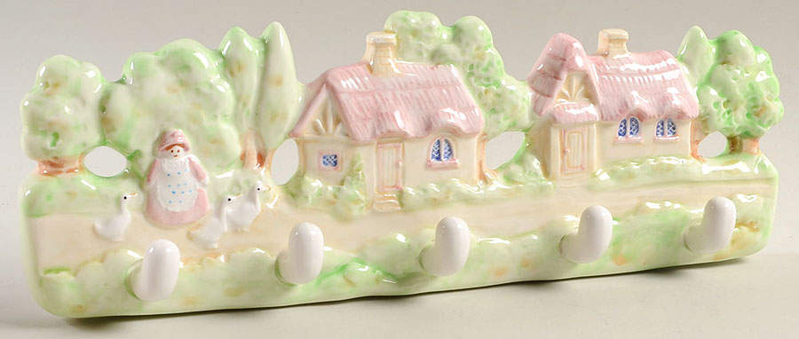 Village Green House 5 Hook Figural Hook Rack by Fitz and Floyd-1