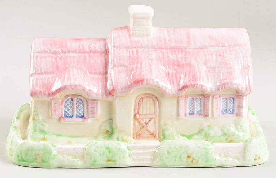 Village Green House 1/4 Lb Covered Butter by Fitz and Floyd-1