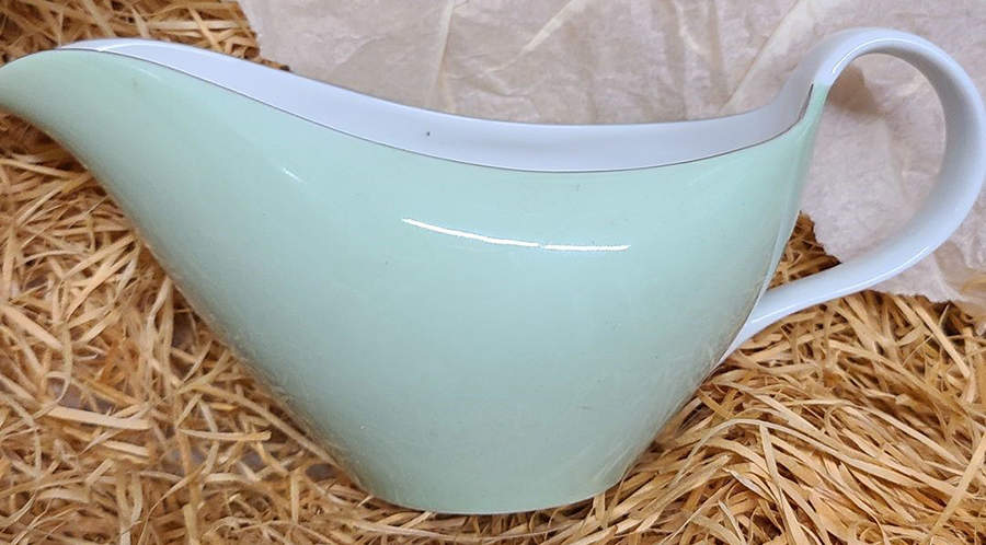 FUK92 Creamer by Fukagawa-1