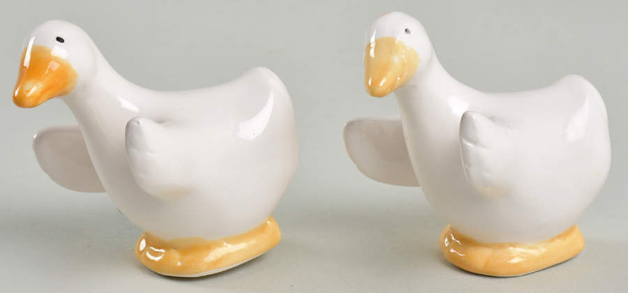 FIT191 Salt & Pepper Set by Fitz and Floyd-1