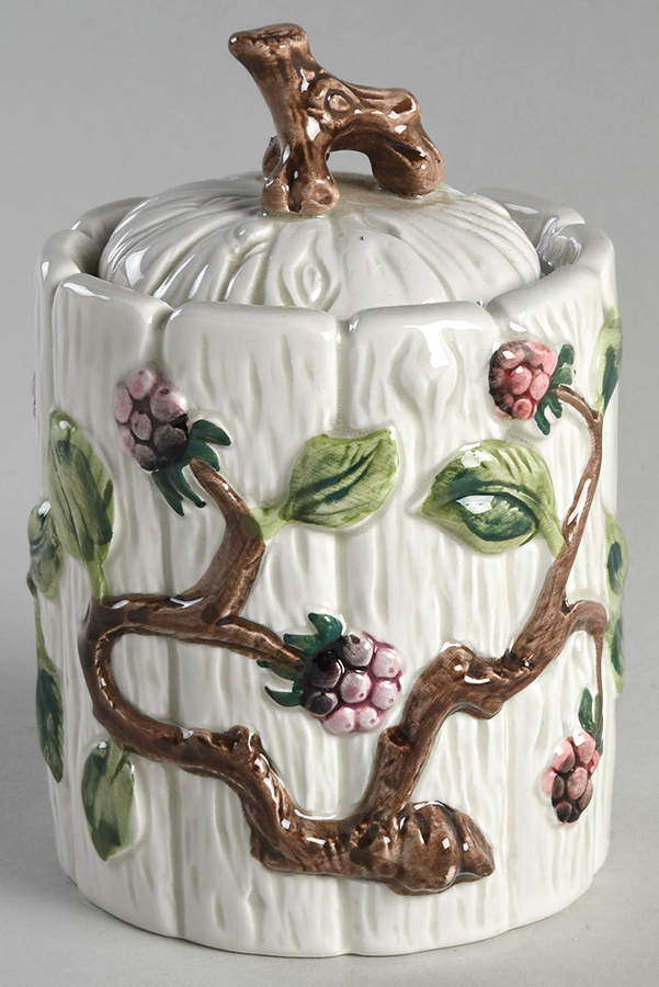 FIT218 Sugar Bowl & Lid by Fitz and Floyd-1