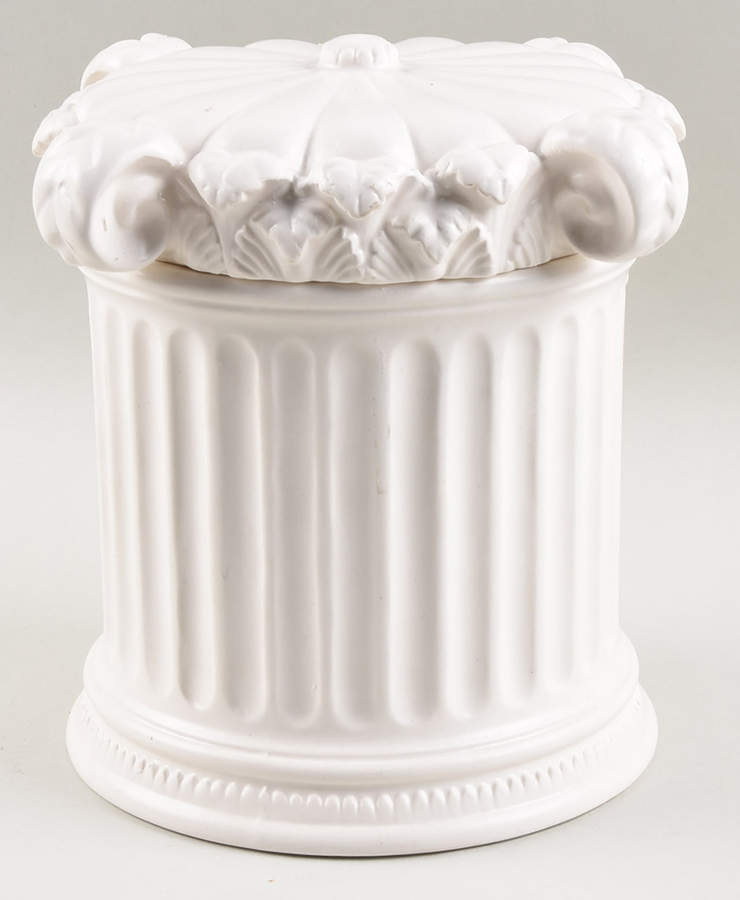 FIT219 Medium Canister & Lid by Fitz and Floyd-1