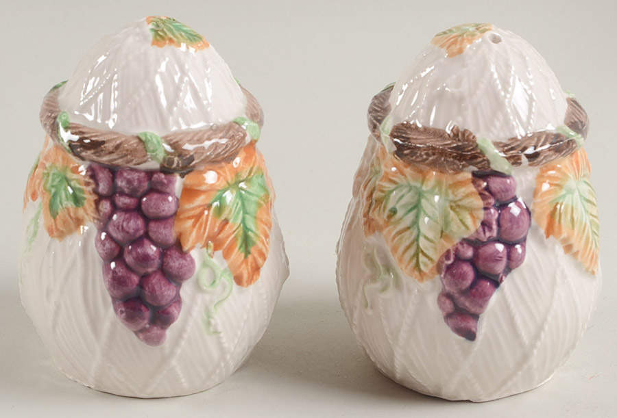 FIT259 Salt & Pepper Set by Fitz and Floyd-1