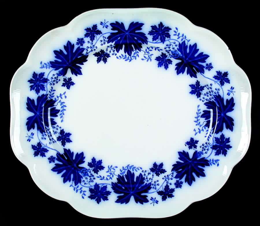 Vinranka 15" Oval Serving Platter by Gefle-1