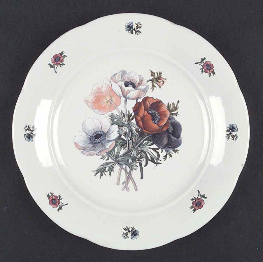 Meridian Dinner Plate by Gibson Designs-1