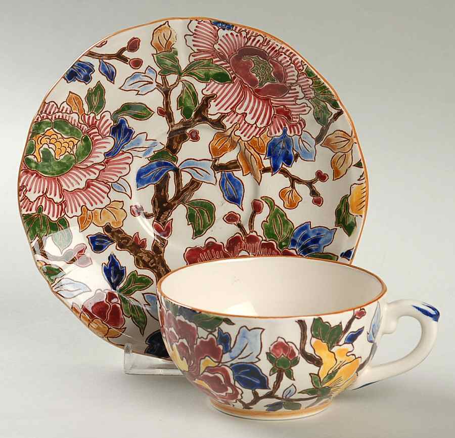 Pivoines Flat Cup & Saucer Set by Faiencerie De Gien-1