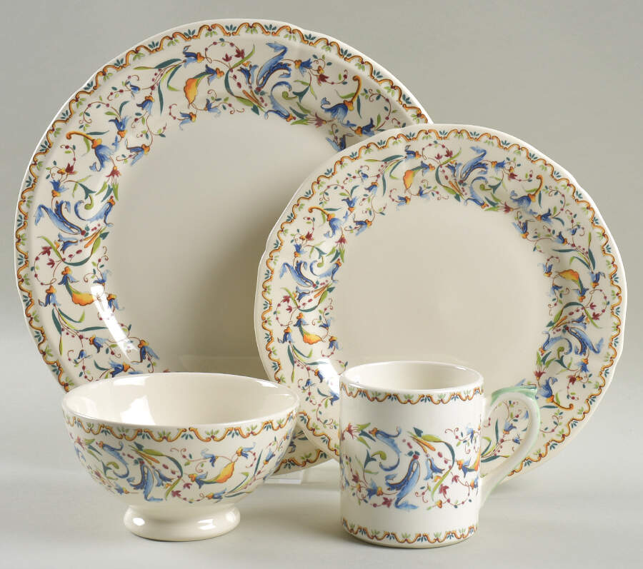 Toscana 4 Piece Place Setting by Faiencerie De Gien-1