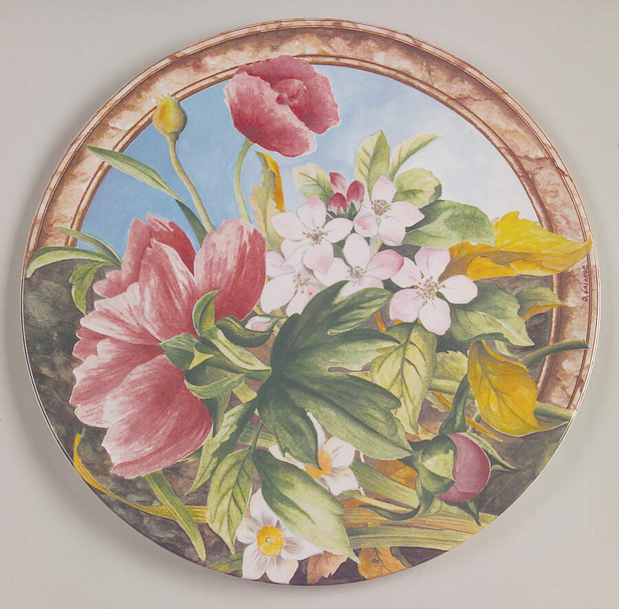 Volupte Cake Plate by Faiencerie De Gien-1