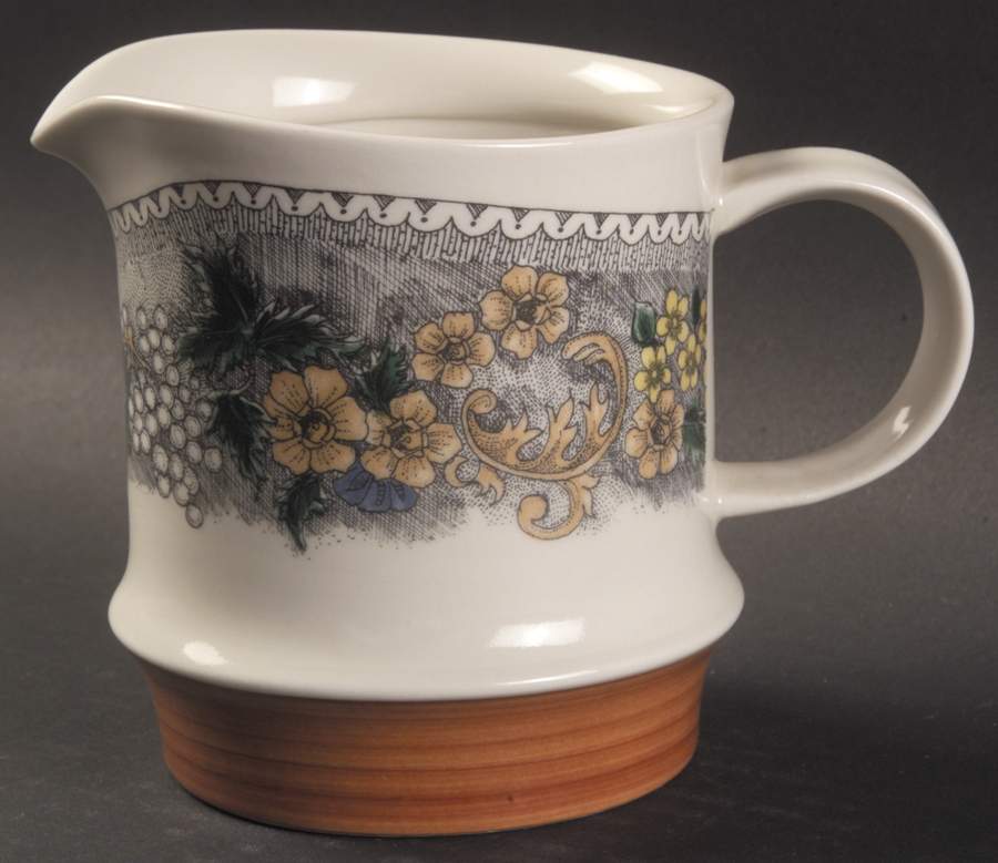 Burgund 16 Oz Pitcher by Goebel-1