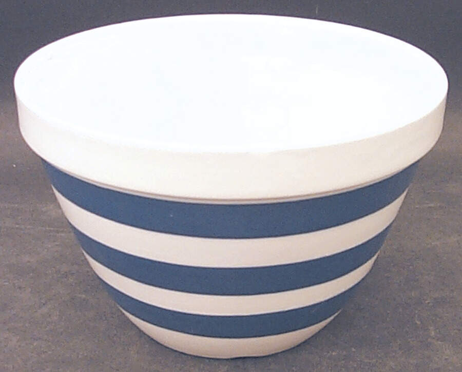 Cornish Blue White (Shield and TG Green) 6" Mixing Bowl by T G Green (England)-1