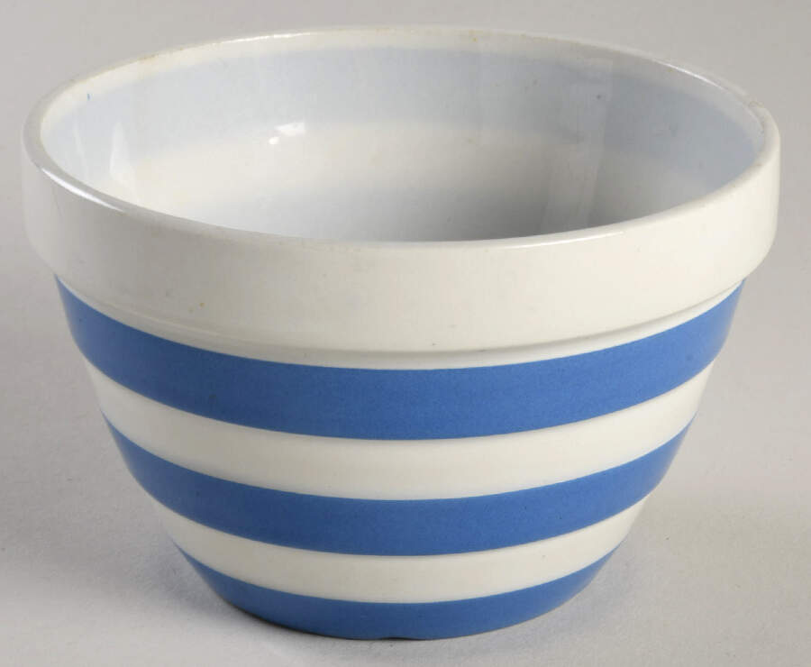 Cornish Blue White (Shield and TG Green) 4" Mixing Bowl by T G Green (England)-1