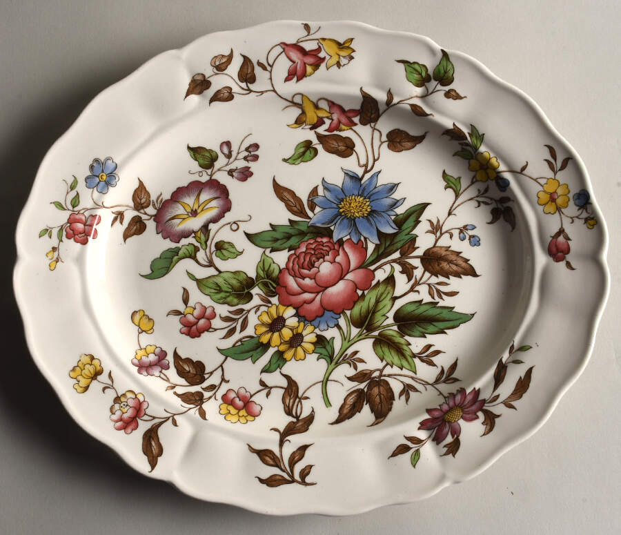 Celia 11" Oval Serving Platter by Grindley-1