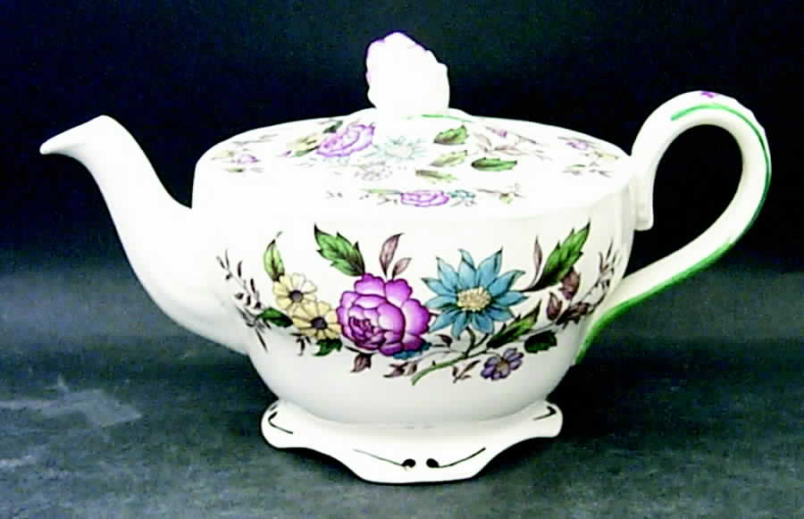 Celia Teapot & Lid by Grindley-1