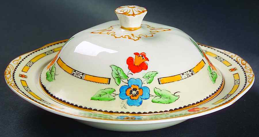 Dartmouth Round Covered Butter by Grindley-1