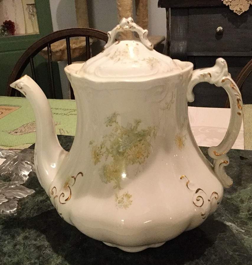 Fleur D'Or Teapot & Lid by Grindley-1