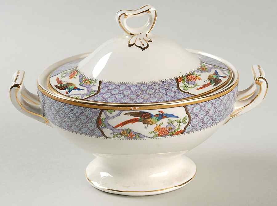 Queensbury Sugar Bowl & Lid by Grindley-1