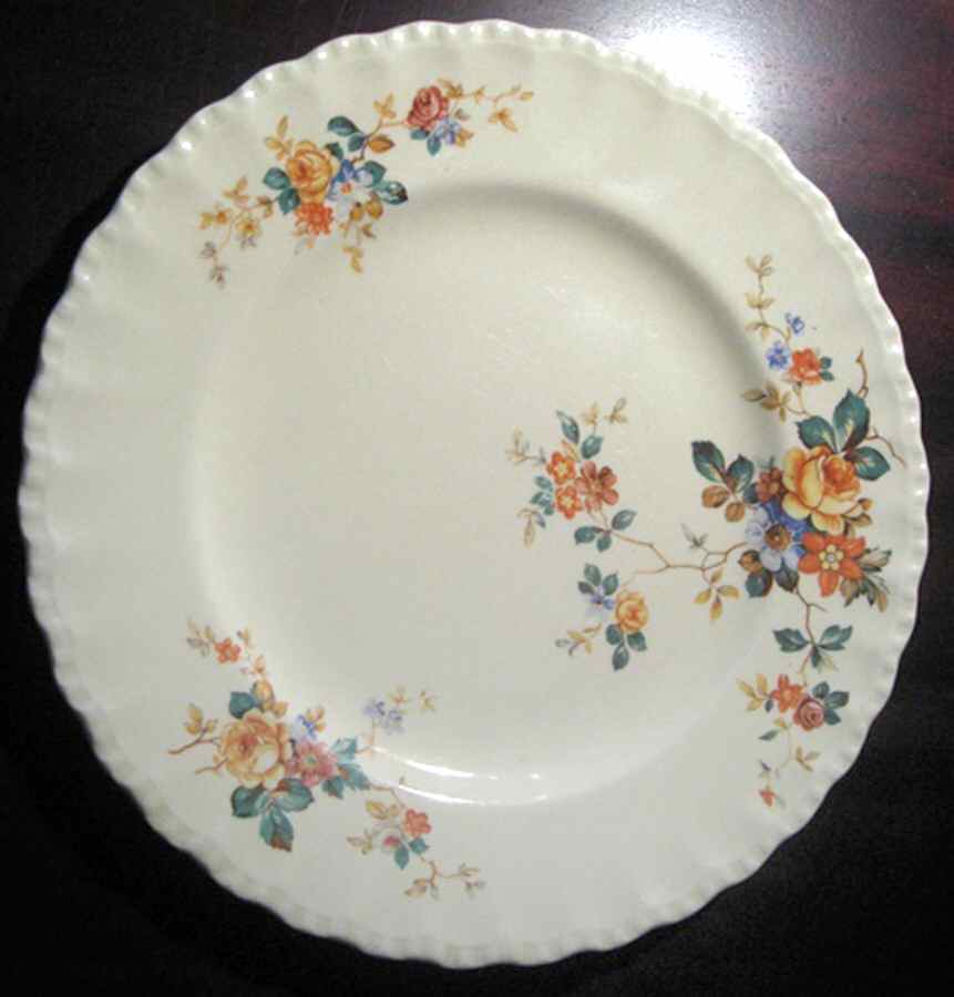 GRI67 Dinner Plate by Grindley-1