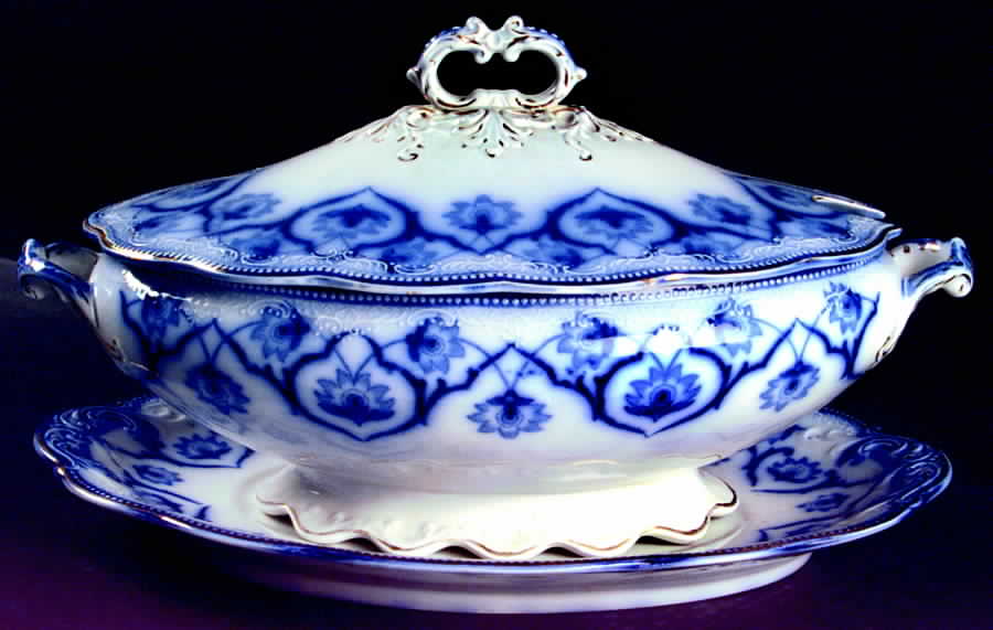 Haddon (Flow Blue) Tureen & Lid w/Underplate by Grindley-1