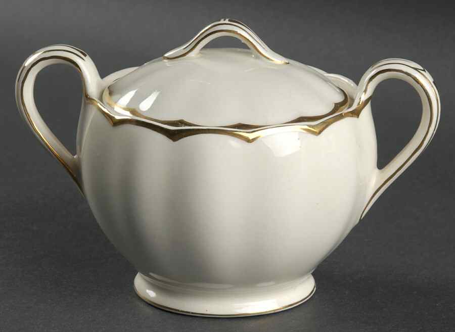 Imperial (Cream Petal) Sugar Bowl & Lid by Grindley-1