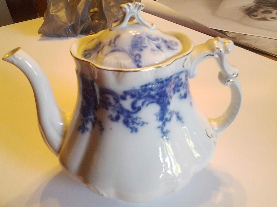 Progress (Flow Blue) Teapot & Lid by Grindley-1