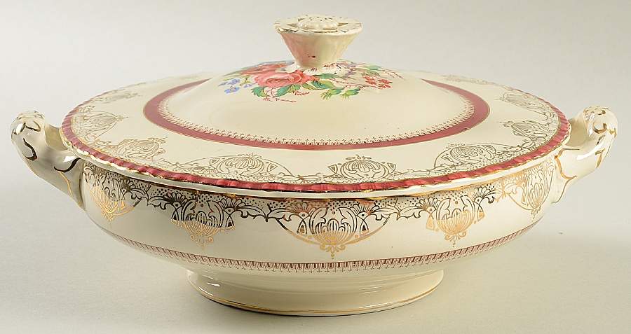Thirlmere Burgundy Round Covered Vegetable by Grindley-1