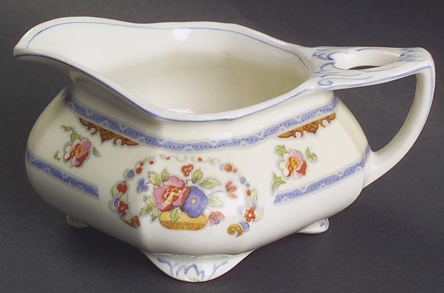 Valois Creamer by Grindley-1