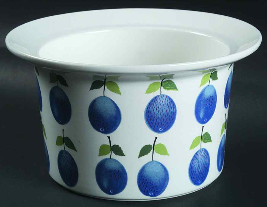 Prunus 1.5 Quart Round Casserole No Lid by Gustavsberg-1