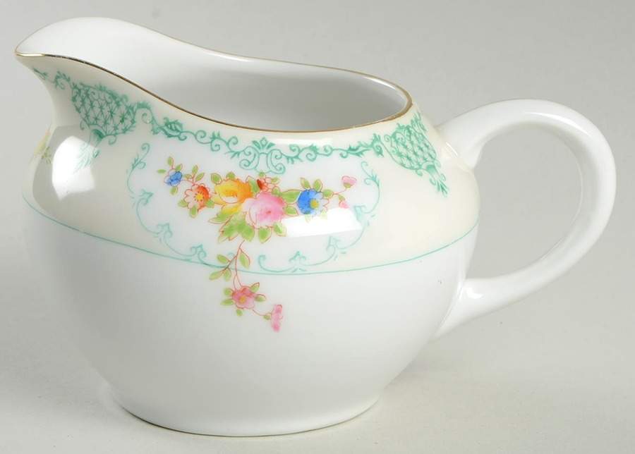GCA8 Creamer by Gold Castle-1