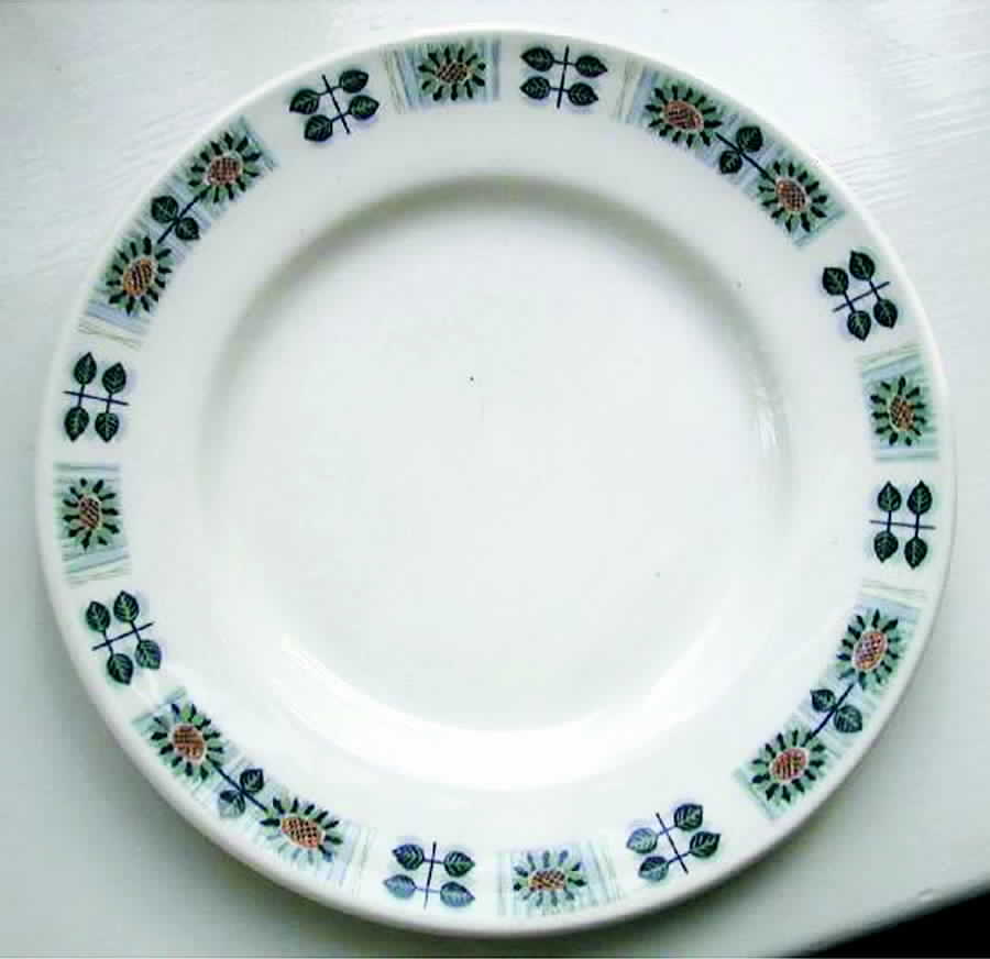 Bute Dinner Plate by Grindley-1
