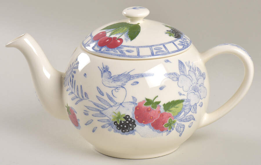 Oiseau Bleu (Fruit) Small Teapot & Lid by Faiencerie De Gien-1