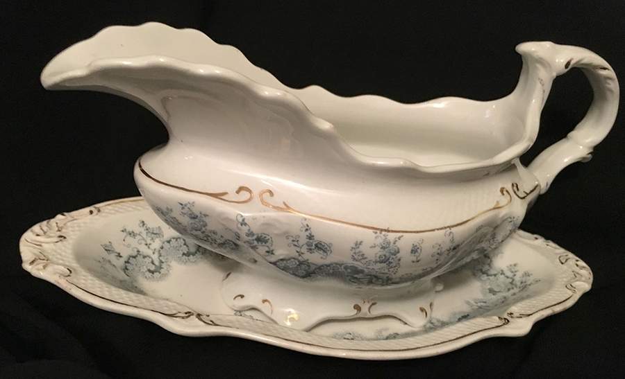 Wreath Blue Gravy Boat & Underplate by Grindley-1