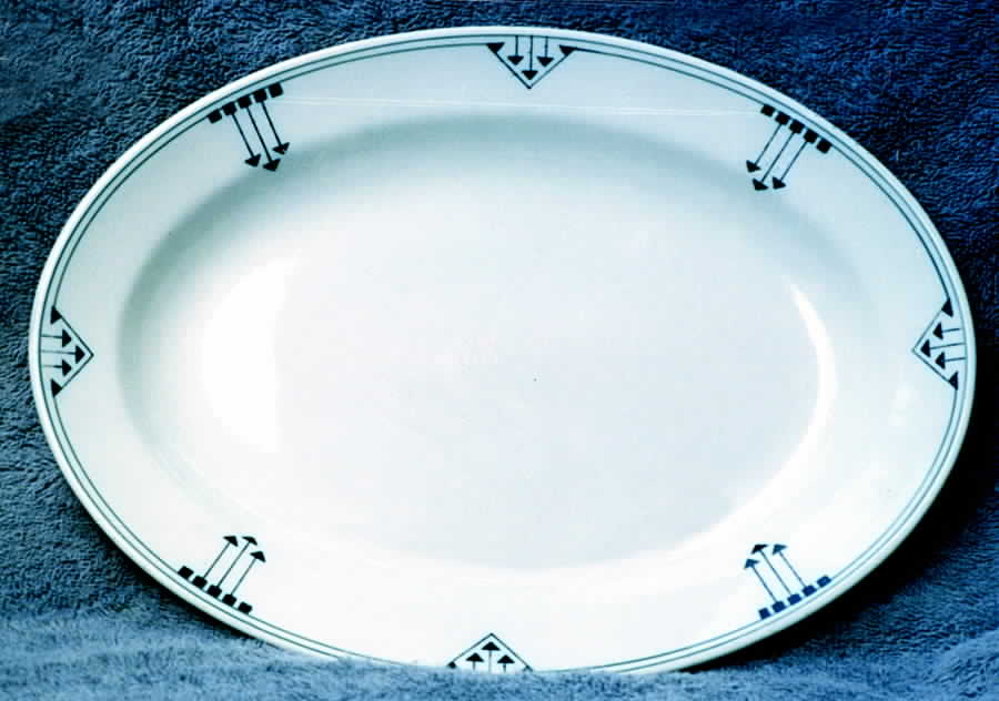 GRI144 14" Oval Serving Platter by Grindley-1