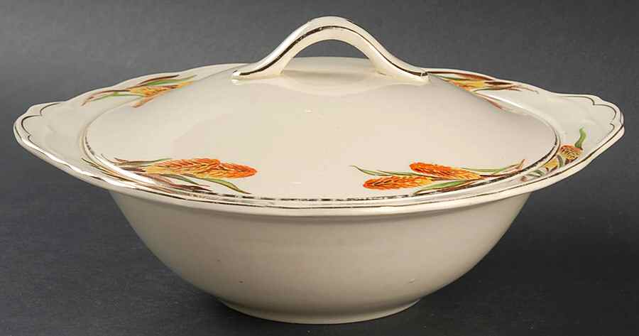 GRI207 Round Covered Vegetable by Grindley-1