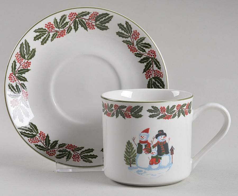 GCI1 Flat Cup & Saucer Set by GEI-1