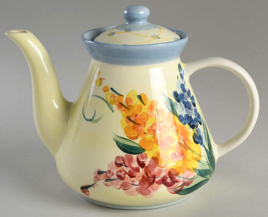 Garden View Teapot & Lid by Gail Pittman-1