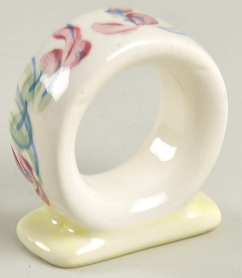 Grapevine Green Napkin Ring by Gail Pittman-1