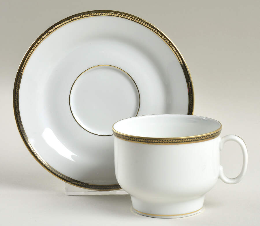 GIN108 Flat Cup & Saucer Set by Ginori 1735-1