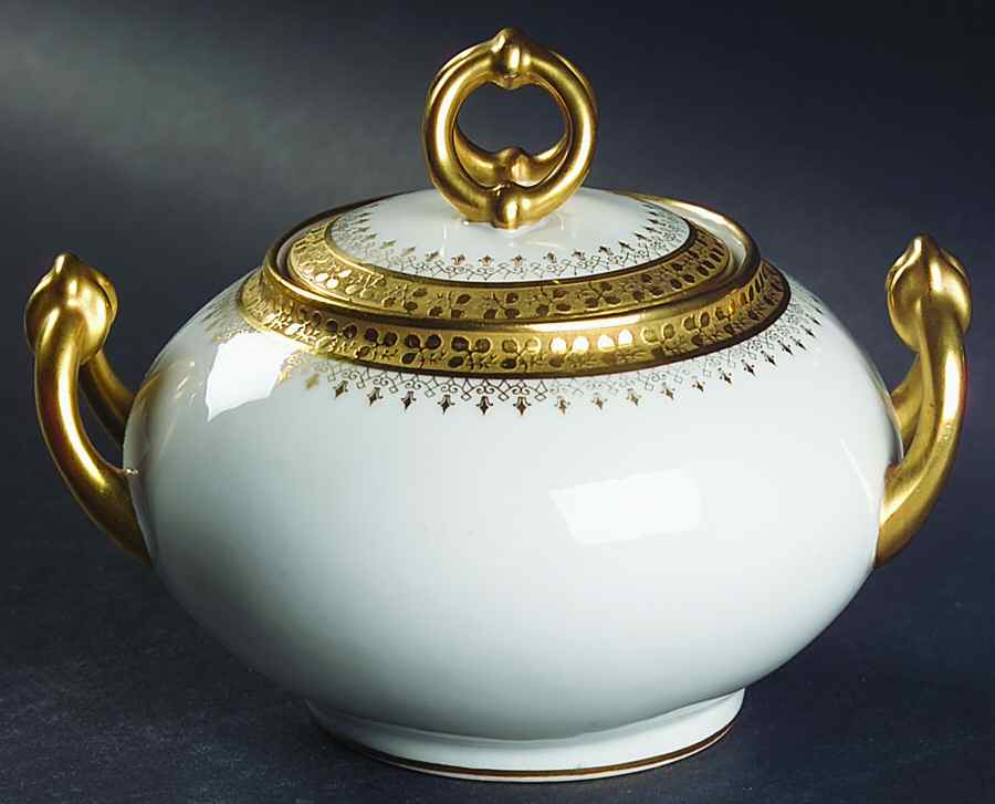 GUE389 Sugar Bowl & Lid by WM Guerin-1