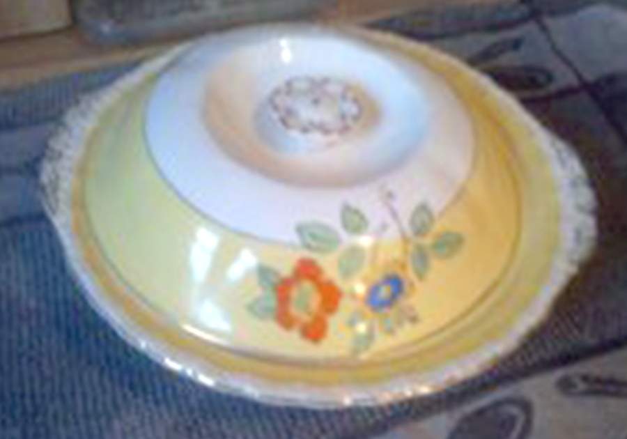 GRI307 Round Covered Vegetable by Grindley-1