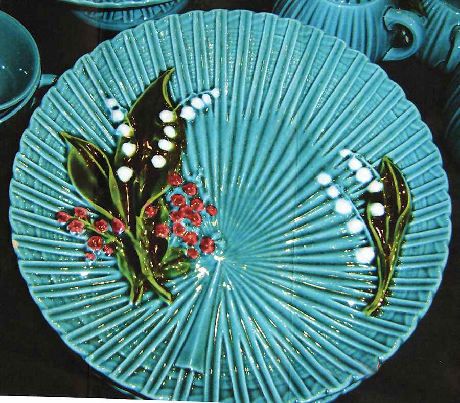 Majolika 11" Chop Plate (Round Platter) by Schramberg-1