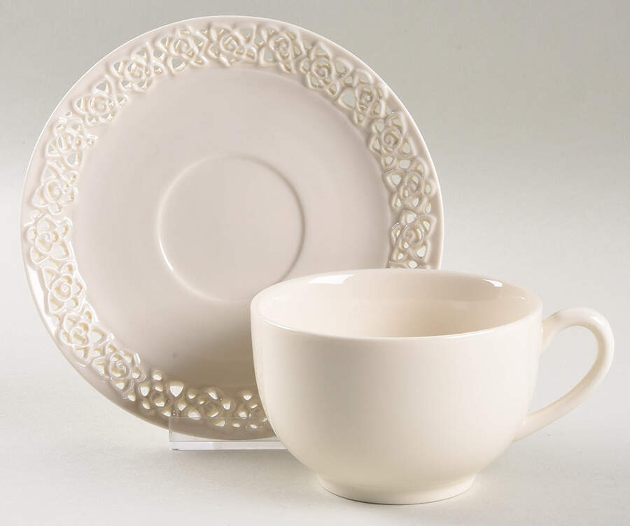 Cream Lace Flat Cup & Saucer Set by Godinger-1