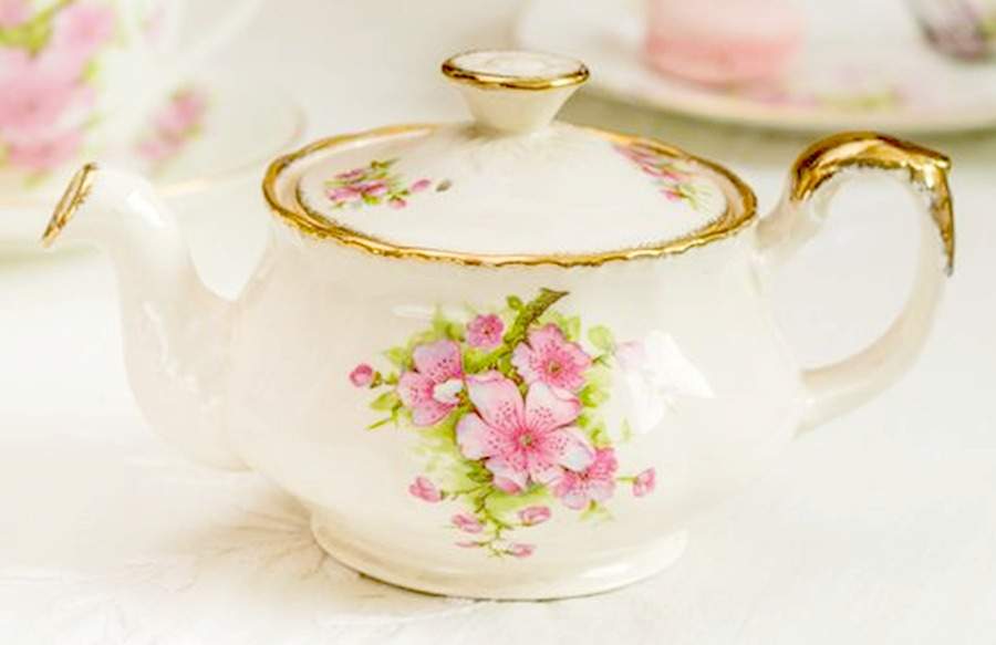 GRI350 Teapot & Lid by Grindley-1
