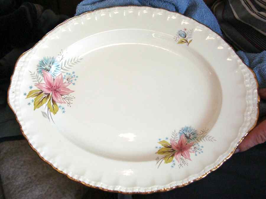 GRI364 12" Oval Serving Platter by Grindley-1