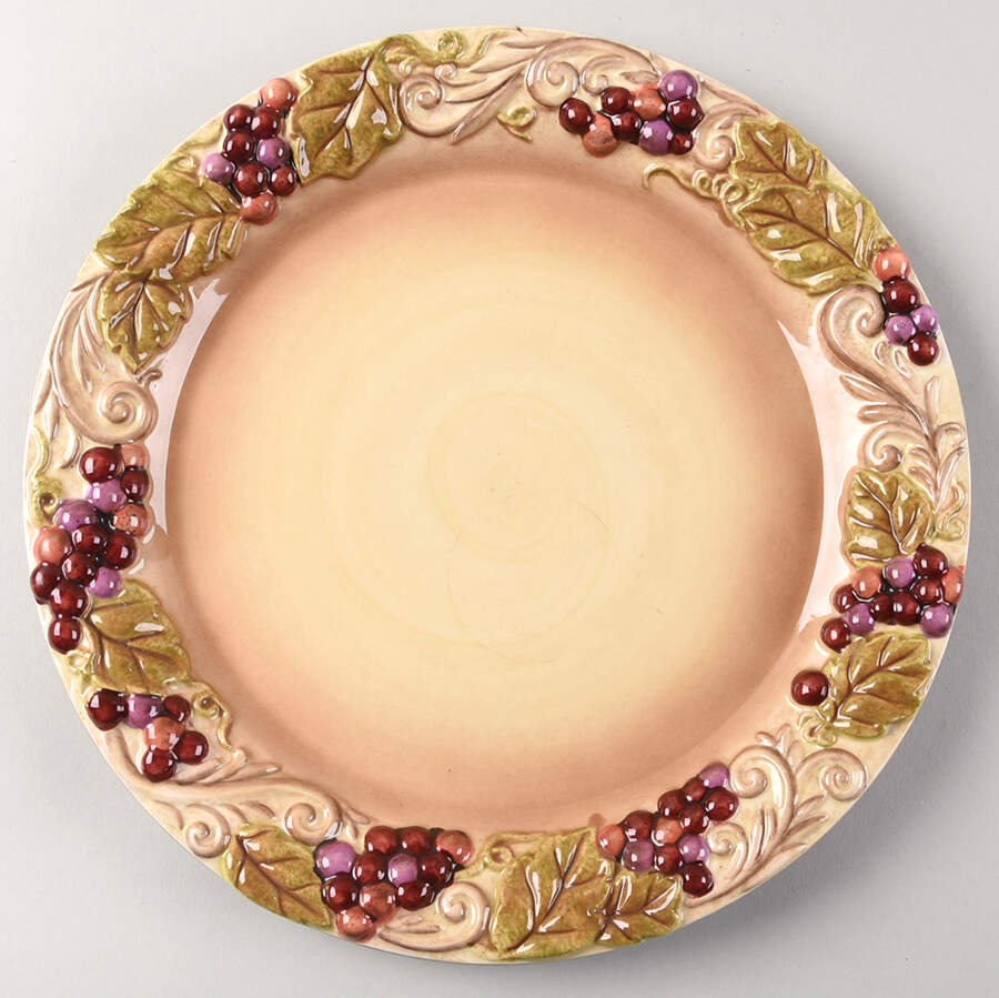 Vineyard Dinner Plate by Grasslands Road-1