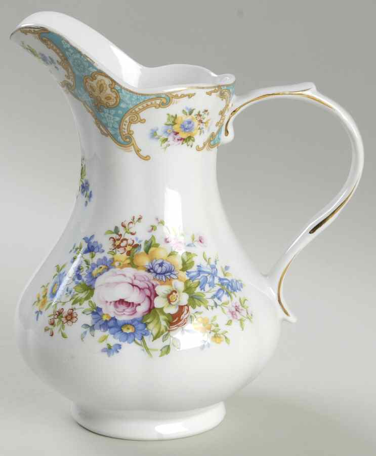 GCC35 28 Oz Pitcher by Godinger-1