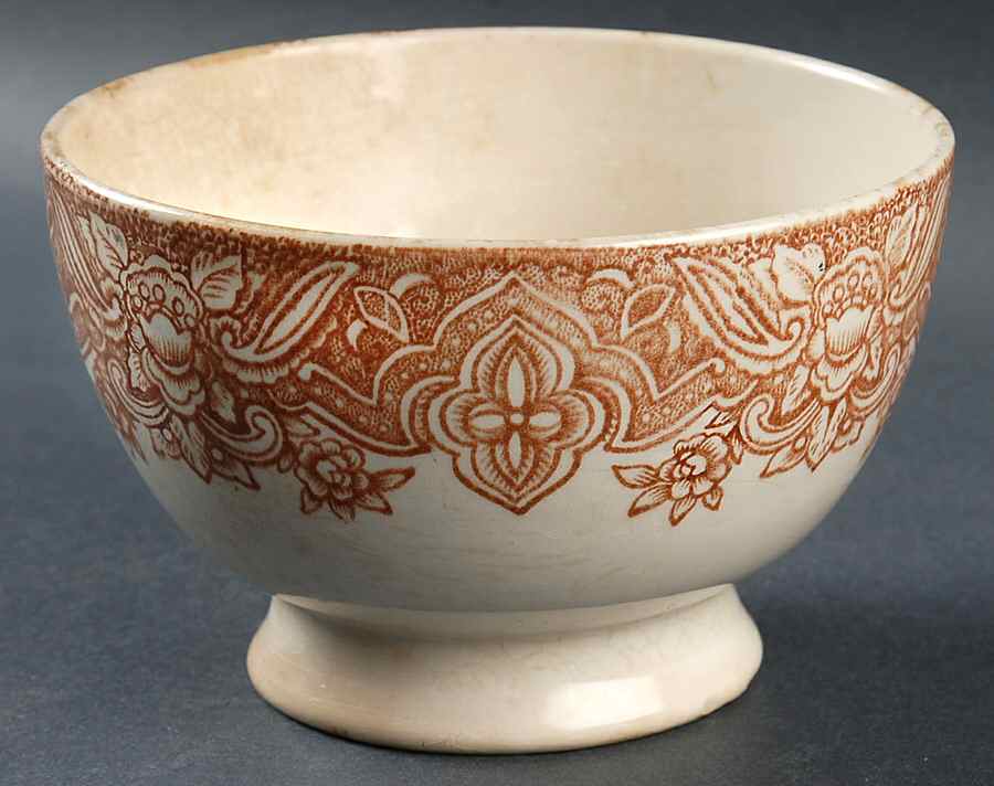 1196 Cranberry Bowl by Gilman & Cta Savacem-1