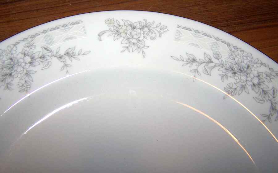 GUG5 Dinner Plate by Guoguang-1