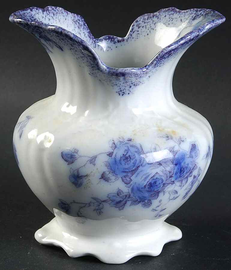 Margot (Periwinkle) Toothbrush Holder by Grindley-1